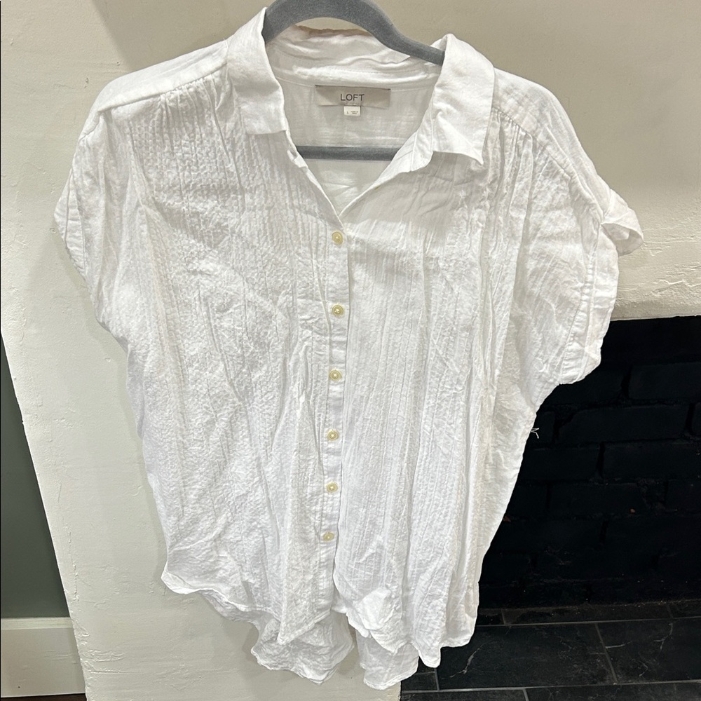 LOFT Textured White Short Sleeve Shirt